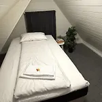Appartement Sentrumsnaer Med 4 Soverom - Aurora
