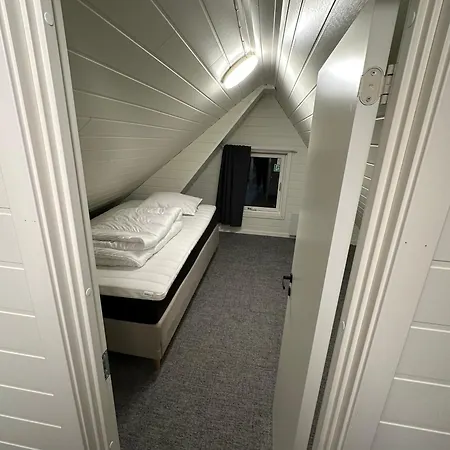 Sentrumsnaer Med 4 Soverom - Aurora Тромсё