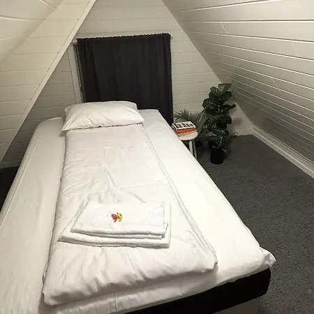 Апартаменты 4-Bedroom Apt, Mountain View - Aurora